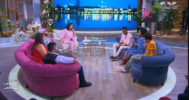 فيديو مؤثر - ممثلة مصرية تلتقي والدتها بعد 27 عاماً على ابتعادها عنها