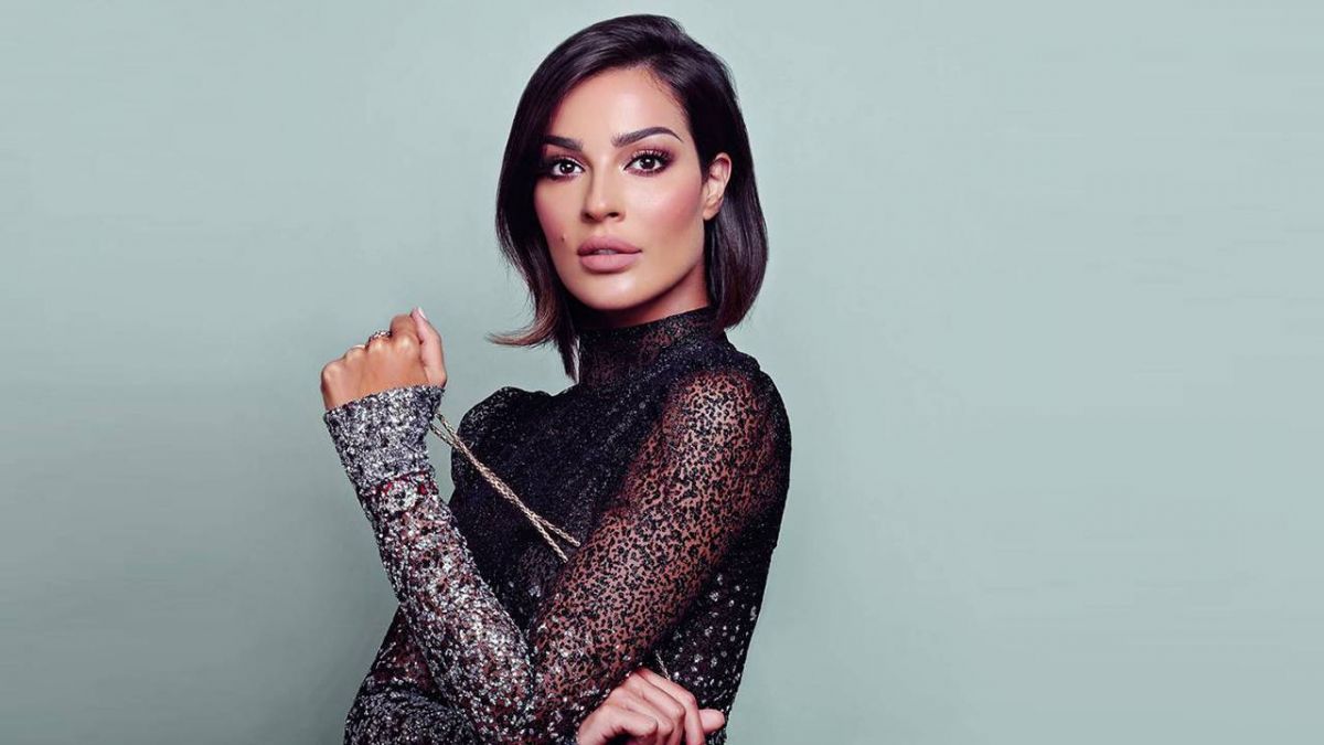 أسرار ماكياج نادين نسيب نجيم... تعلّميها بـ 10 خطوات