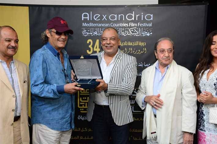 بالفيديو-  دريد لحام يتعرض لموقف محرج.. ماذا حدث وكيف تصرف؟