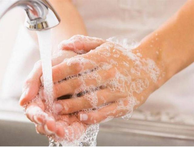 غسل اليدين.. ثقافة مُهملة ويوم عالمي للتوعية