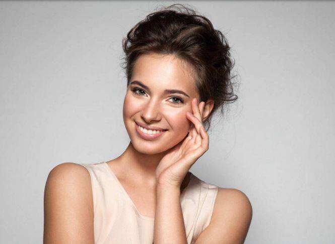 4 حيل لتقليص المسام الواسعة في الوجه