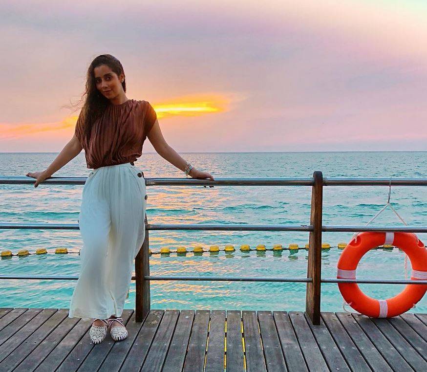 هل انتقل مرض تامر حسني وميريام فارس إلى بلقيس؟ وما قصة وعكتها المفاجئة وإلغاء حفلتها؟