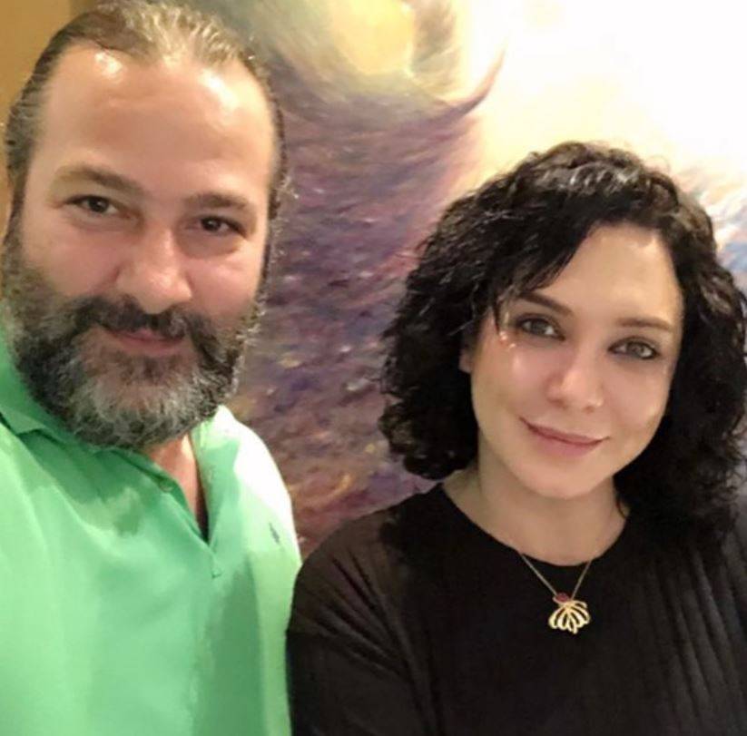 سلاف فواخرجي تتعرض للانتقاد بسبب دينا هارون... ماذا فعلت وكيف ردّت؟