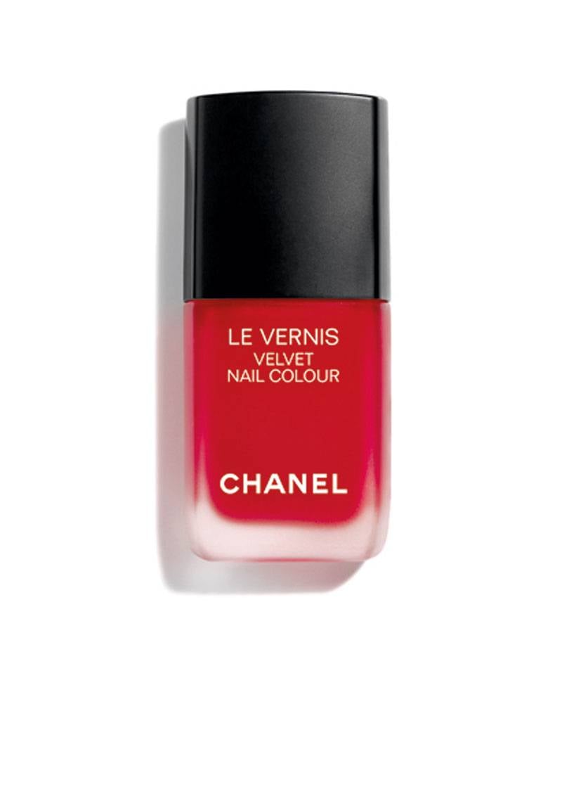 Chanel Le vernis Velvet Nail Colour in Ultime no.636