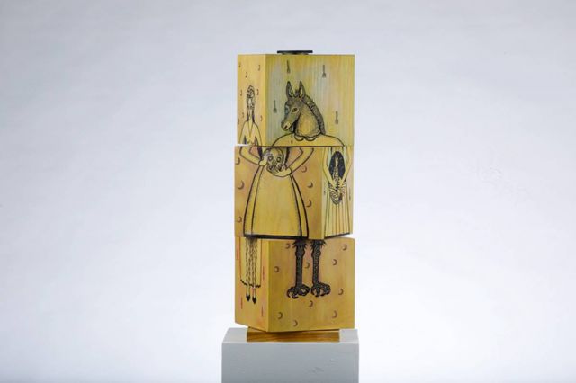 من  أعمال الفنانة الهندية دبجاني بهاردواج