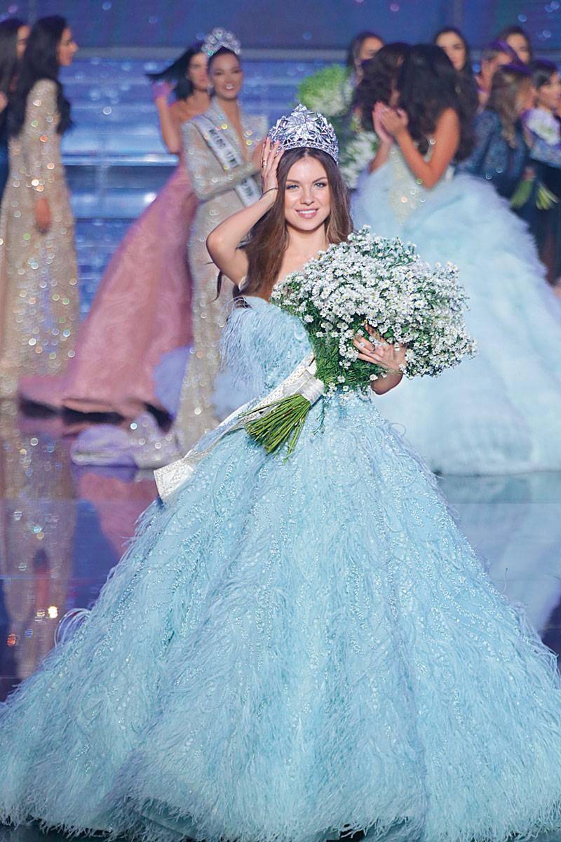 ملكة جمال لبنان ٢٠١٨ مايا رعيدي
حفل مبهر وشائعات منذ اللحظة الأولى