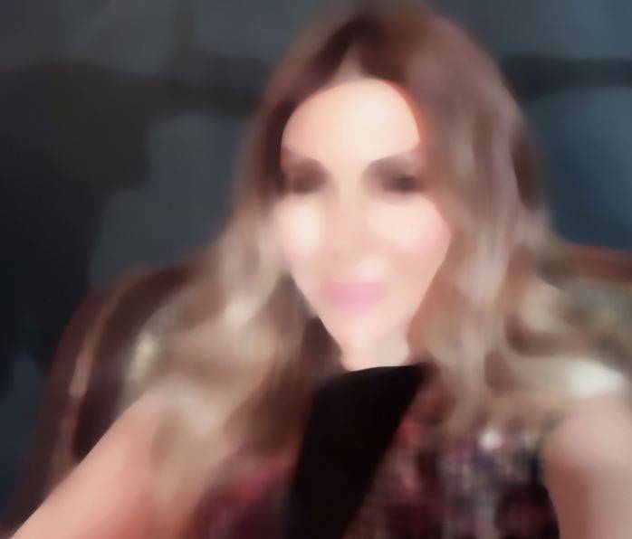 بالصورة-  فنانة لبنانية تصدم الجميع بإطلالة قبل النوم... 