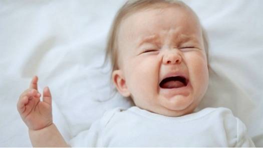 خطر يهدد الرضيع وتجهله الأم