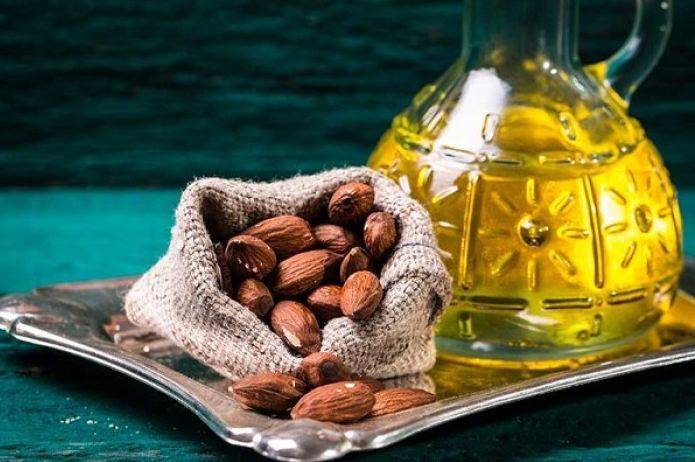 لجمالك.. تعرفي إلى فوائد زيت اللوز الحلو