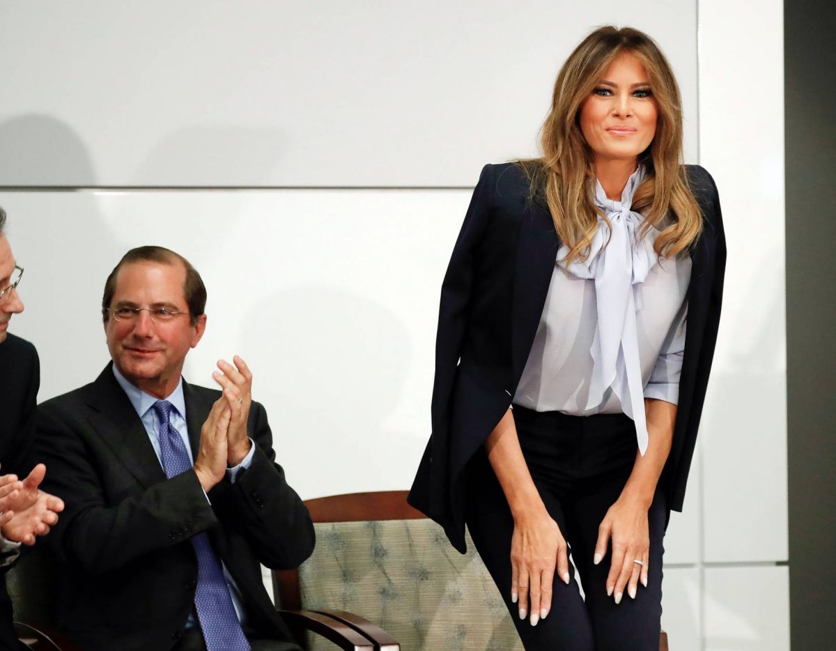 فنان يستغل ميلانيا ترامب للترويج لألبومه... فيديو غير لائق في غياب زوجها