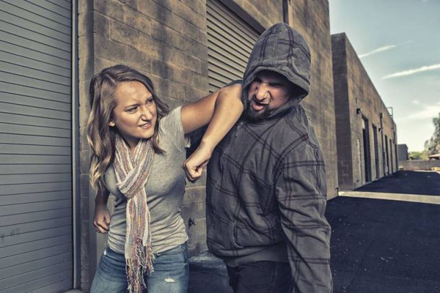 مواجهة المتحرش