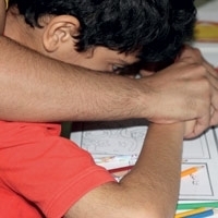 التحرّش الجنسي آفة خطيرة تهدّد الأطفال وأصوات تنادي بالتوعية وعدم الصمت