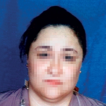 زوجة تجمع بين زوجين في منزل واحد