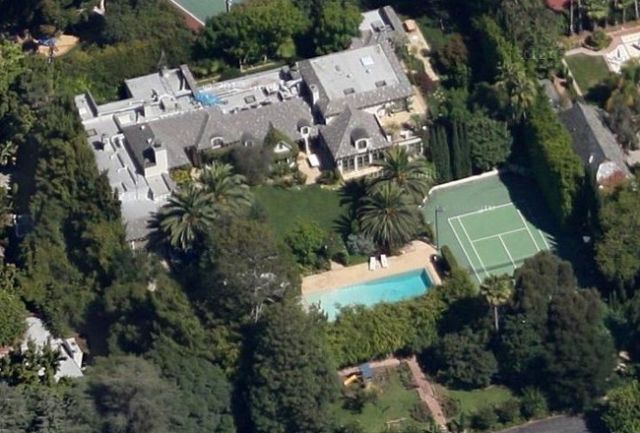 مادونا تبيع منزلها في بيفرلي هيلز بعشرين مليون دولار