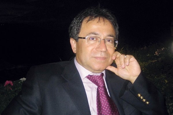 د. منذر صالح د. منذر صالح