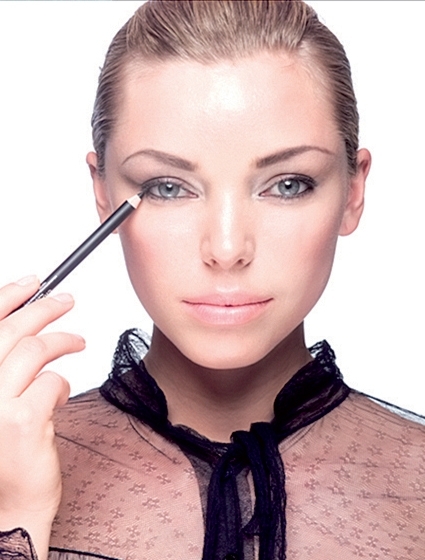 ماكياج العروس لشانيل