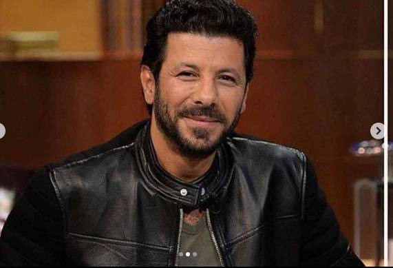 بالفيديو والصور - الظهور الأول لزوجة إياد نصار... ماذا قال عنها؟