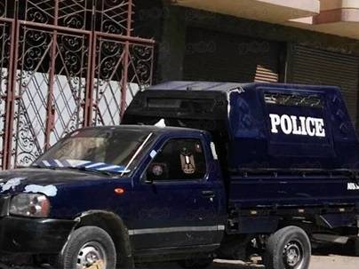 جريمة طريفة في مصر.. هذا ما حصل بسيارة الشرطة أمام منزل ضابط!