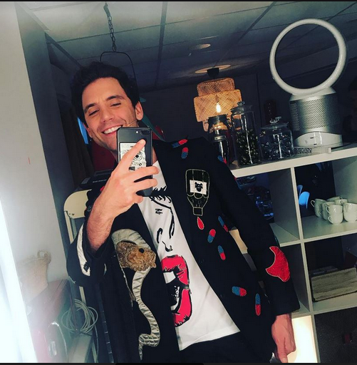 النجم العالمي ميكا