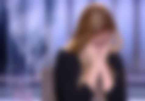 بالفيديو - مذيعة شهيرة تعترف على الهواء: 