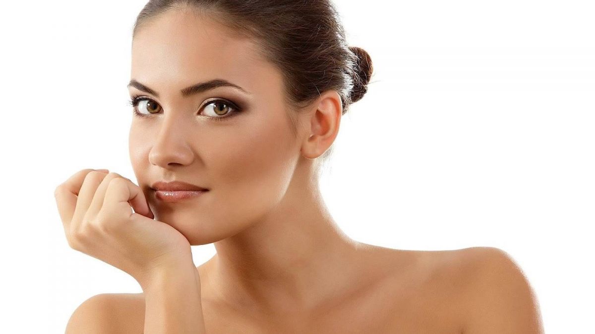 اكتشفي أسرار العناية بالبشرة الدهنية