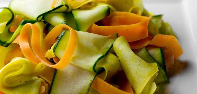 لا ترمي قشور هذه الفاكهة والخضر.. تعلمي كيف تستغلين فوائدها