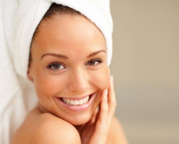 ما هي الطرق المثالية للعناية بفروة الرأس وتجنّب ظهور القشرة؟