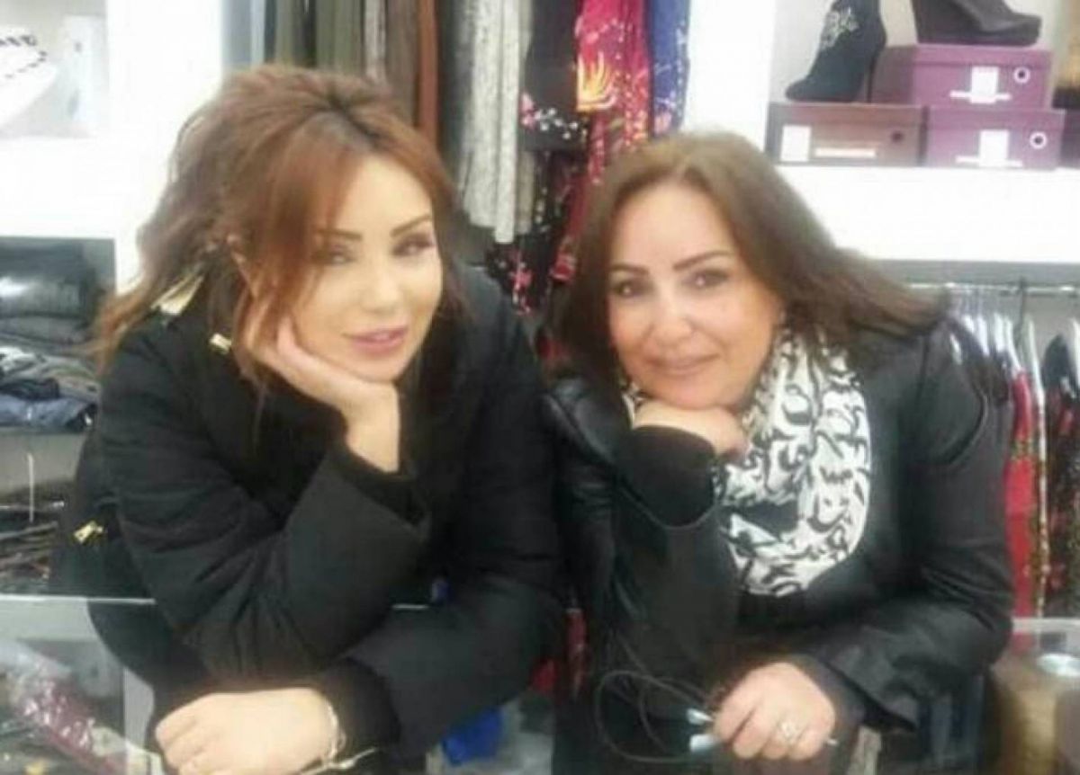 تولاي تنشر الصورة الأولى لقبر شقيقتها دينا هارون... وترثيها بكلمات مبكية