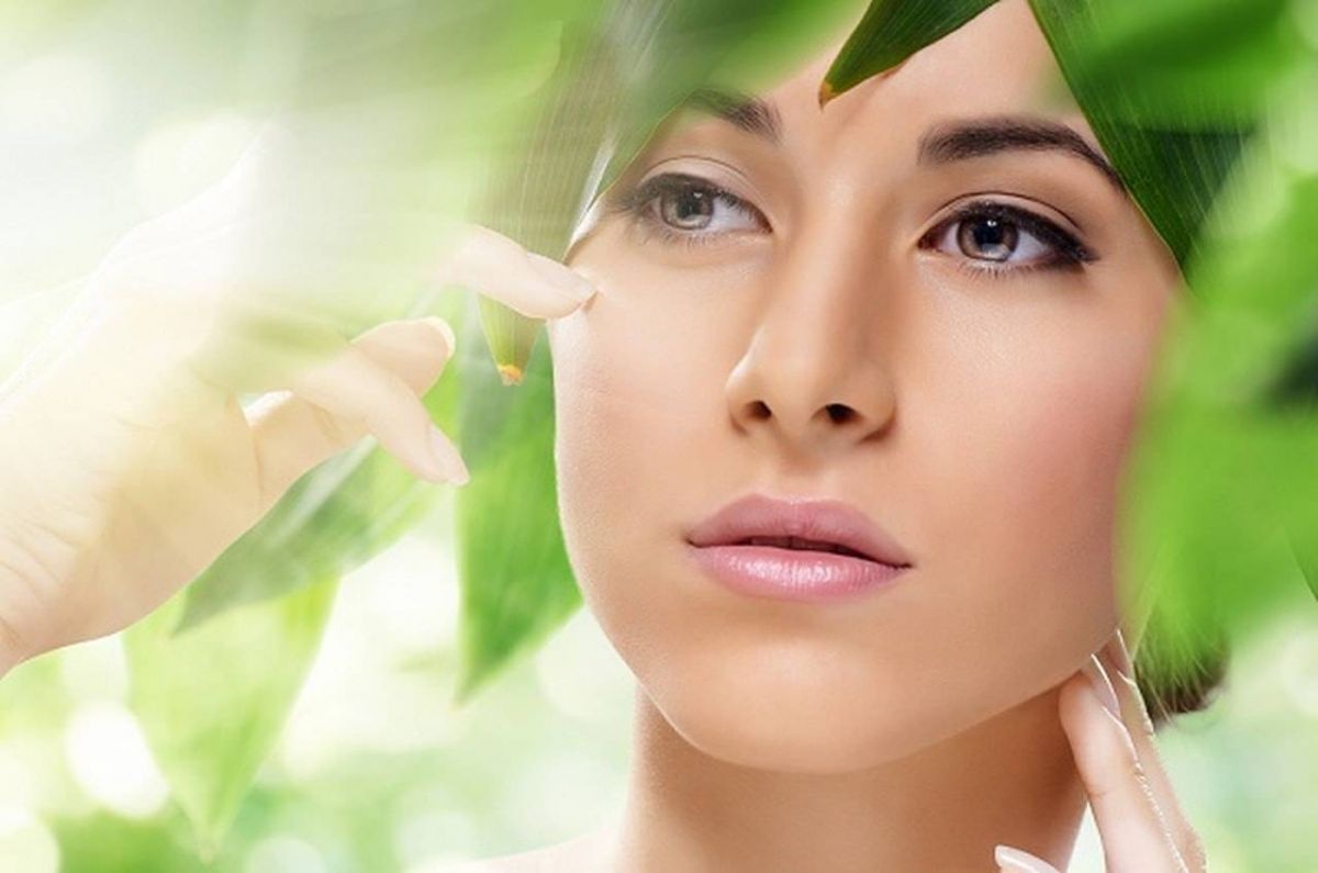 نصائح بسيطة للعناية بالبشرة واستعادة نضارتها