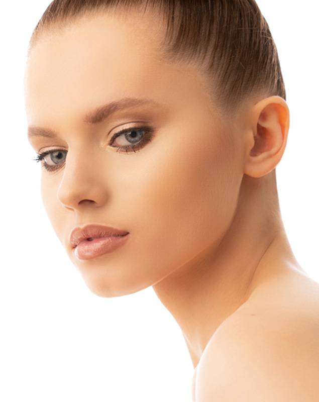 العينان:Couture Variation Palette Nude YSL البشرة: Vitalumiere Aqua CHANEL الوجنتان: Belle de Teint Blush&Bronzer LANCOME الشفتان: Velvet Teddy Lipstick M.A.C الماسكارا: Diorskin Pump’N’Volume Instant Oversize Volume Squeezable Mascara DIOR