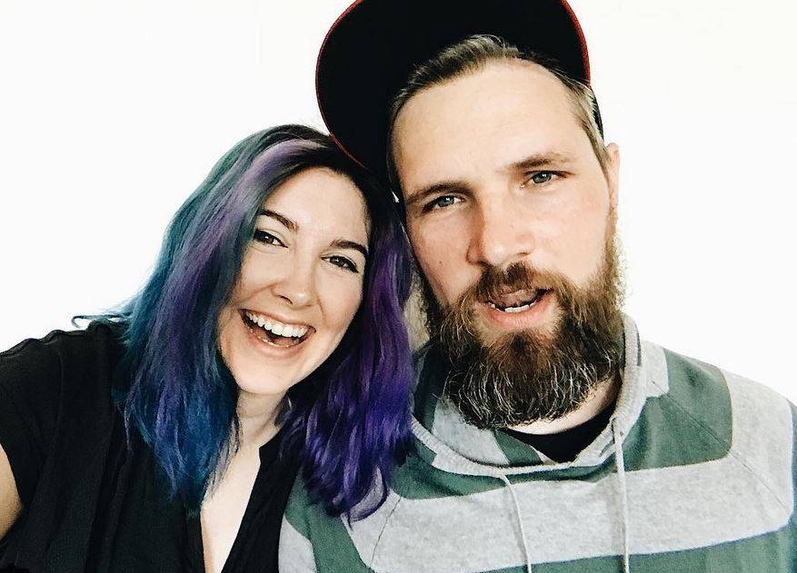 عروس مصابة بالشلل تذهل الجميع تذهل الجميع بما فعلته يوم زفافها!