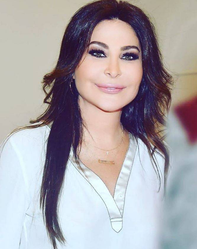 إليكم أول من علم بمرض إليسا...ردّ فعل والدتها موجع... وماذا عن تصرف الطبيب غير اللائق؟