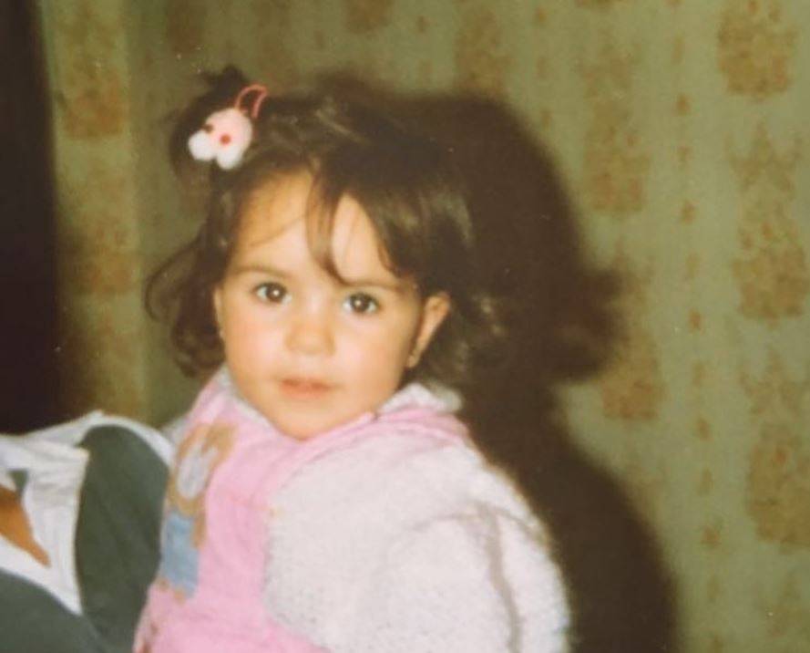 بالصورة – هذه الطفلة أصبحت ممثلة أثارت الجدل مؤخراً... من هي؟