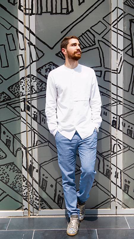 عمر نقاش
استوحى Trinity من فن العمارة اللبنانية...
ويعرض في دبي ثنائية “وجيه وعمر نقاش”