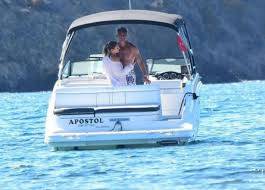 بالفيديو - الشرطة تقبض على نجم تركي بعد فضيحة علاقته بابنة أخيه