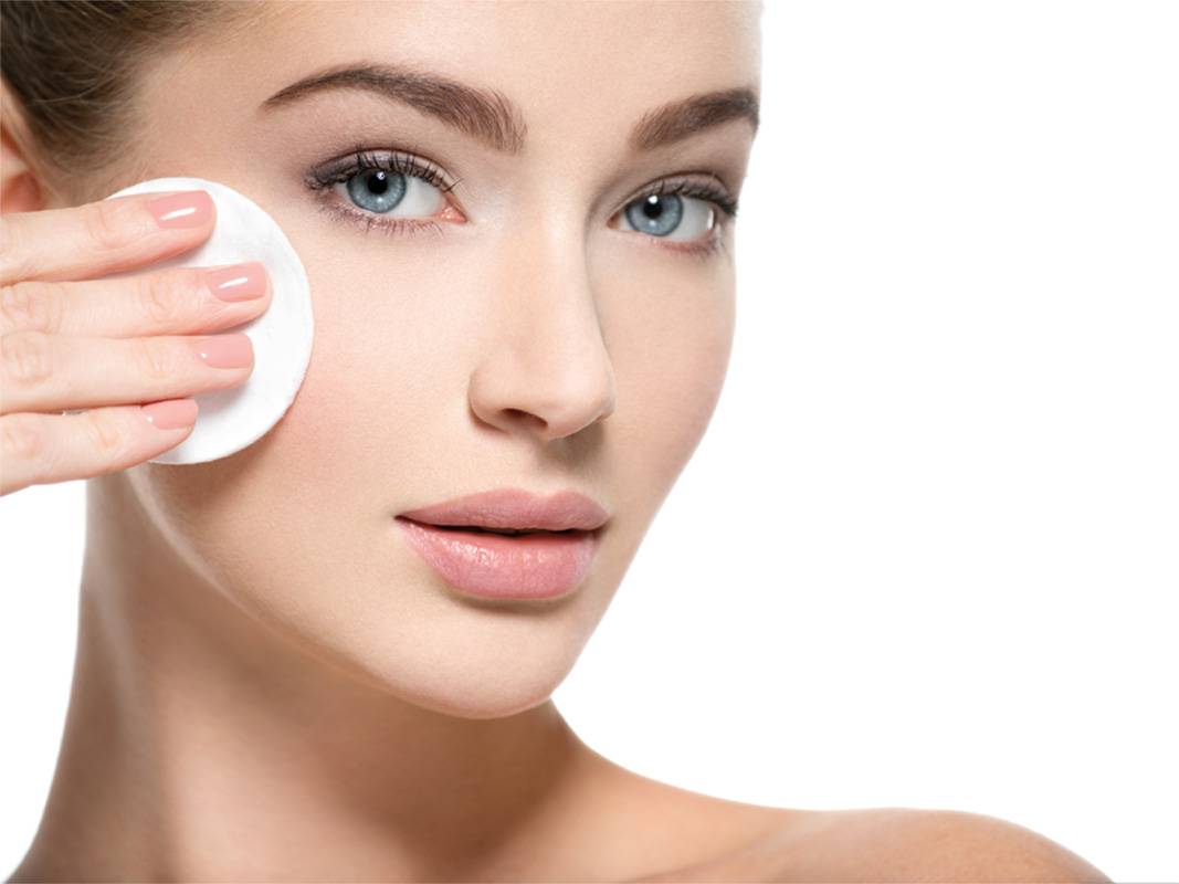 ما يجب أن تعرفيه عن
تنظيف البشرة