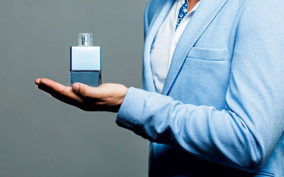 للرجل عطور الخريف
أنيقة ودافئة