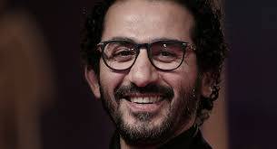 بالفيديو - أحمد حلمي: هذا ما تعلمته من أبي وأمي
