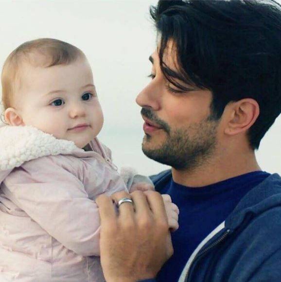 بالفيديو - هل تتذكرون طفلة مسلسل 