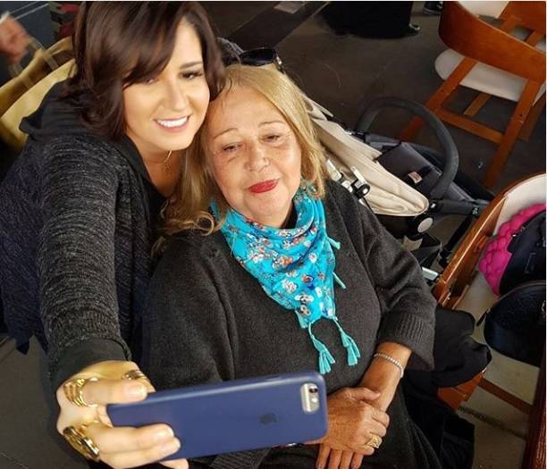 هنا شيحة ووالدتها