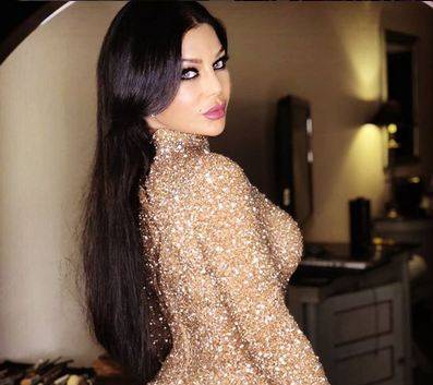 هيفاء وهبي بالهوت شورت في حفلتين.. ايهما الاجمل؟