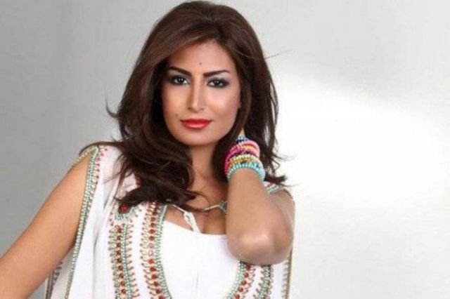 بالفيديو - هكذا استقبلت رويدا عطية مولودها الأول زين