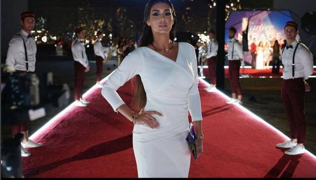 بالفيديو – لن تتوقعوا ما تفعله ياسمين صبري لتحافظ على رشاقتها... ستدهشون