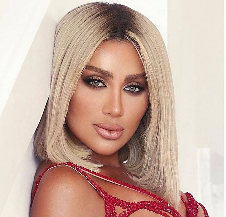 بالفيديو – شاهدوا أول ظهور لمايا دياب وميريام فارس في 