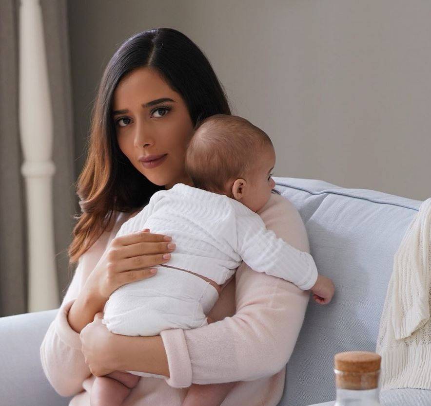 بالفيديو – بلقيس تكشف مشكلة صحية عانى منها طفلها وحولت لونه إلى أزرق... وهذا هو العلاج