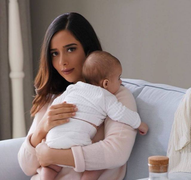 بالفيديو – بلقيس تكشف مشكلة صحية عانى منها طفلها وحولت لونه إلى أزرق... وهذا هو العلاج