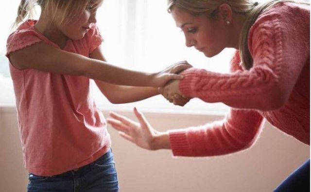 دراسة: تجنب العواقب الصحية لهذا السلوك ضد طفلك