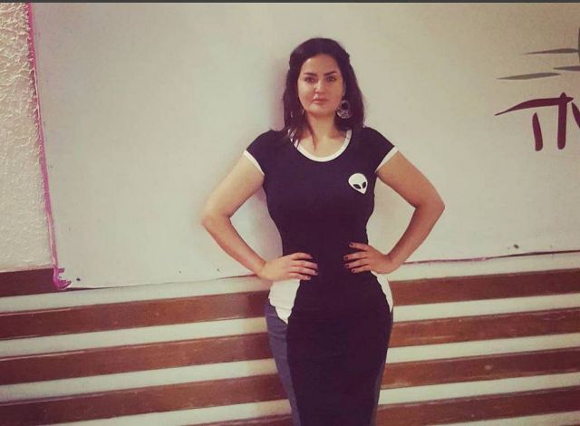 بالصورة –سما المصري تصدم الجميع بالعودة عن توبتها: 