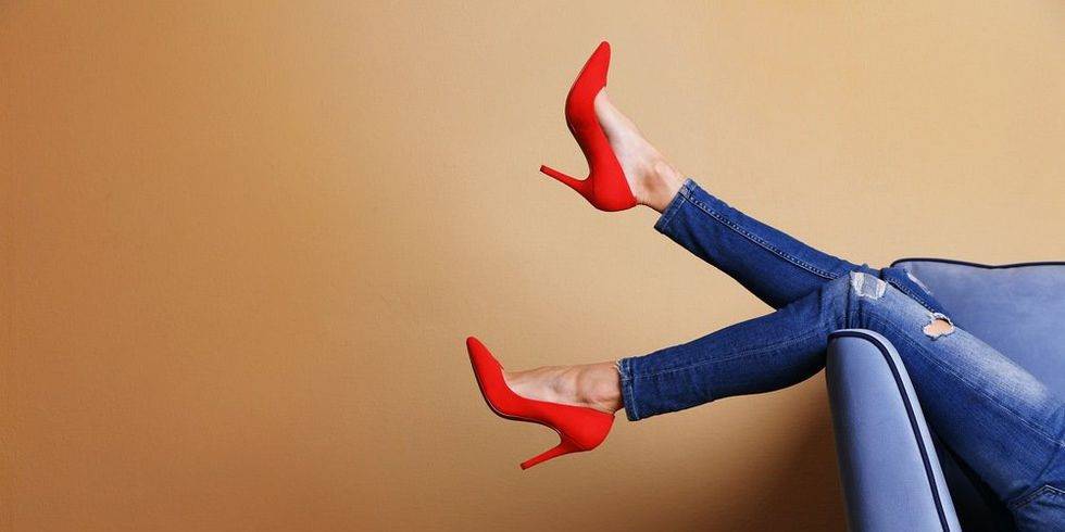 أسهل حيلة ستجربينها لانتعال الكعب العالي لوقت طويل من دون ألم