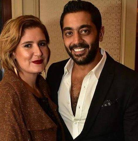 تعليق من طليقة أحمد فلوكس يثير ضجة.. هكذا تستغل ابنهما!؟